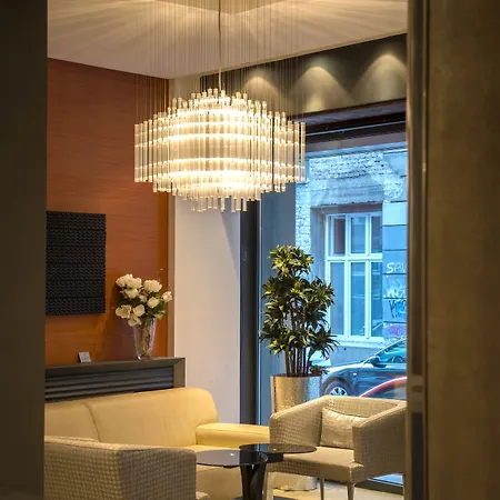 Boutique Townhouse 27 Hotel 4*