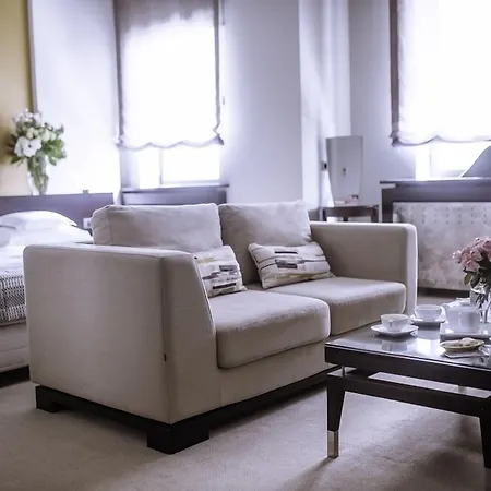 Boutique Townhouse 27 4* 贝尔格莱德