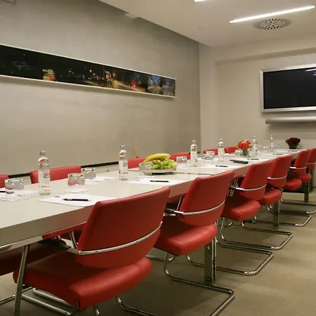 酒店 Boutique Townhouse 27 4*