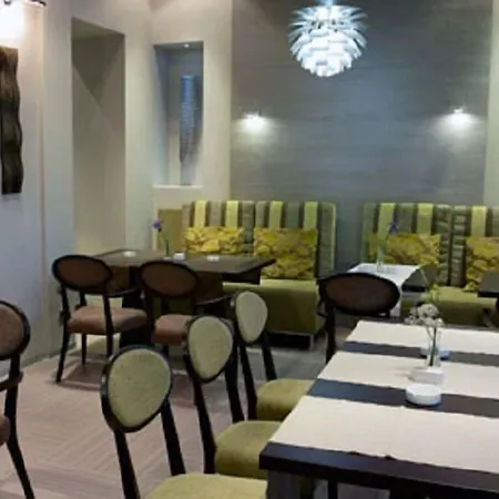 Boutique Townhouse 27 酒店 贝尔格莱德