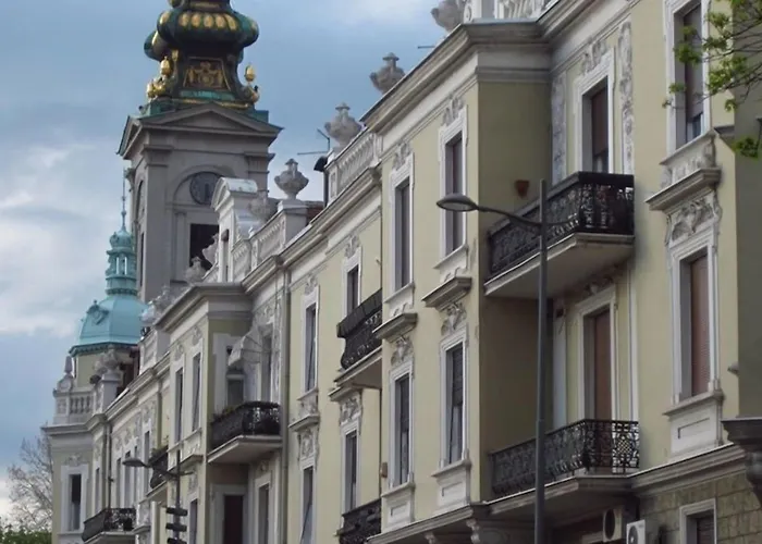 Hotel Boutique Townhouse 27 4*