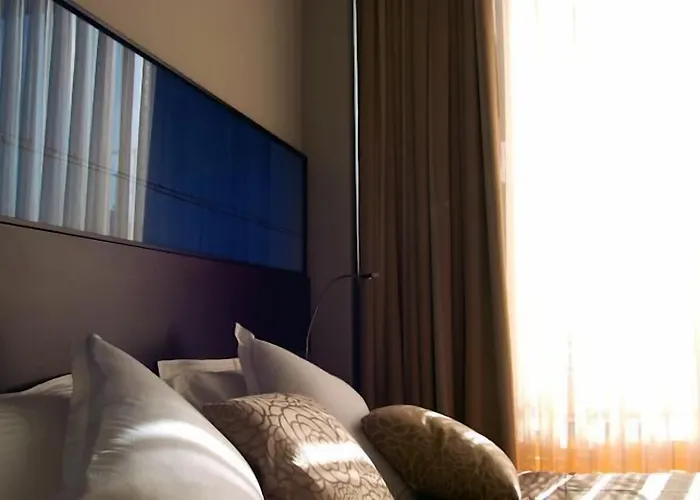 Boutique Townhouse 27 Hotel 4*